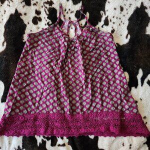 Mossimo Mandala tank w/ crochet trim